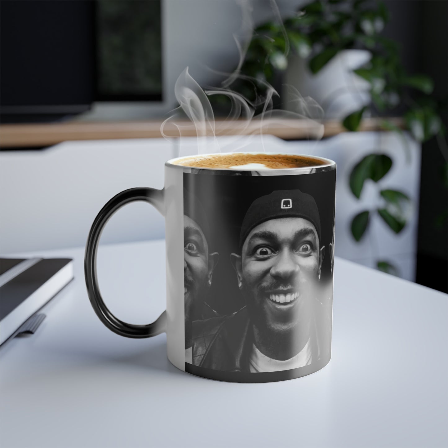 Kendrick Lamar Meme Face Mustard - Mug - Color-Changing